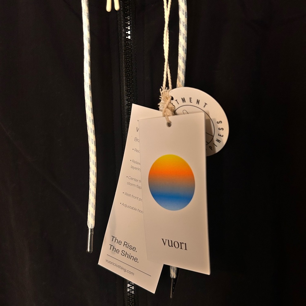 NWT VUORI Women’s Willow Jacket- Black/ Size Medium - Picture 8 of 14